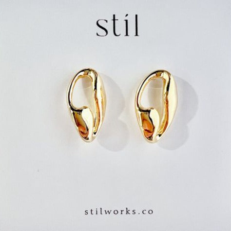 Satisfy your love for coffee and fashion with these unique Studs.&nbsp;