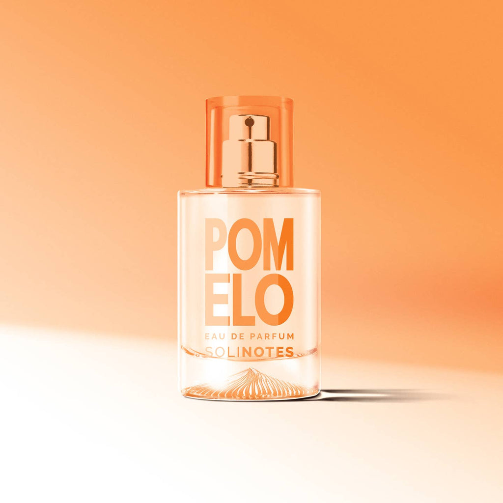 A Unique Scent Arouses your senses and emotions with Pomelo, an invigorating fragrance to boost you throughout the day. It flaunts vibrant Blood Orange and Grapefruit head notes which come together to mark the beginning of a bubbly citrus-colored fragrance. The fruity-floral fusion of Melon and Jasmine Blossom rings out with this tonic citrussy cocktail adding sweetness and fullness. The Cedar and Vetiver base notes sculpt the perfume with their woody facets.