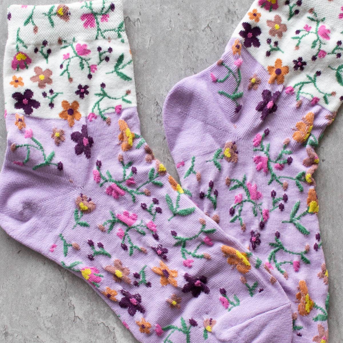 Floral 2 Tone Casual Socks - 2 Colors Available