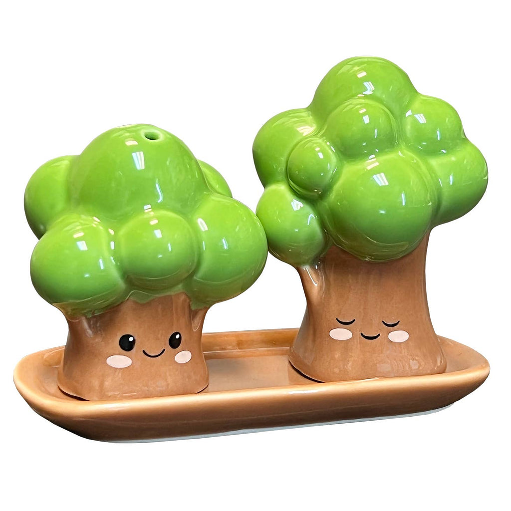 Introducing Streamline's new "on the homestead" collection with these adorable novelty tree shaped salt & pepper shakers ! Comes with a plate to hold the pair. Adorable novelty gift item.Introducing Streamline's new "on the homestead" collection with these adorable novelty tree shaped salt & pepper shakers ! Comes with a plate to hold the pair. Adorable novelty gift item.     Material  Ceramic  Dimensions  4.5″ x 2″ x 3.5