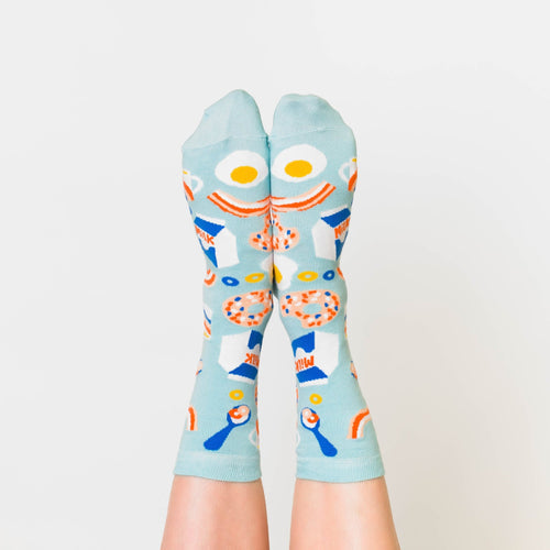These cotton crew socks are made from the softest cotton with long combed fibers for a luxurious hand feel. The heel, toe and cuff are reinforced for durability. Most importantly, we make them following the highest ethical, labor, and environmental standards.      Women's size fits most: 5 -10 US.  7" Leg x 7" Foot x 3/4" Cuff 