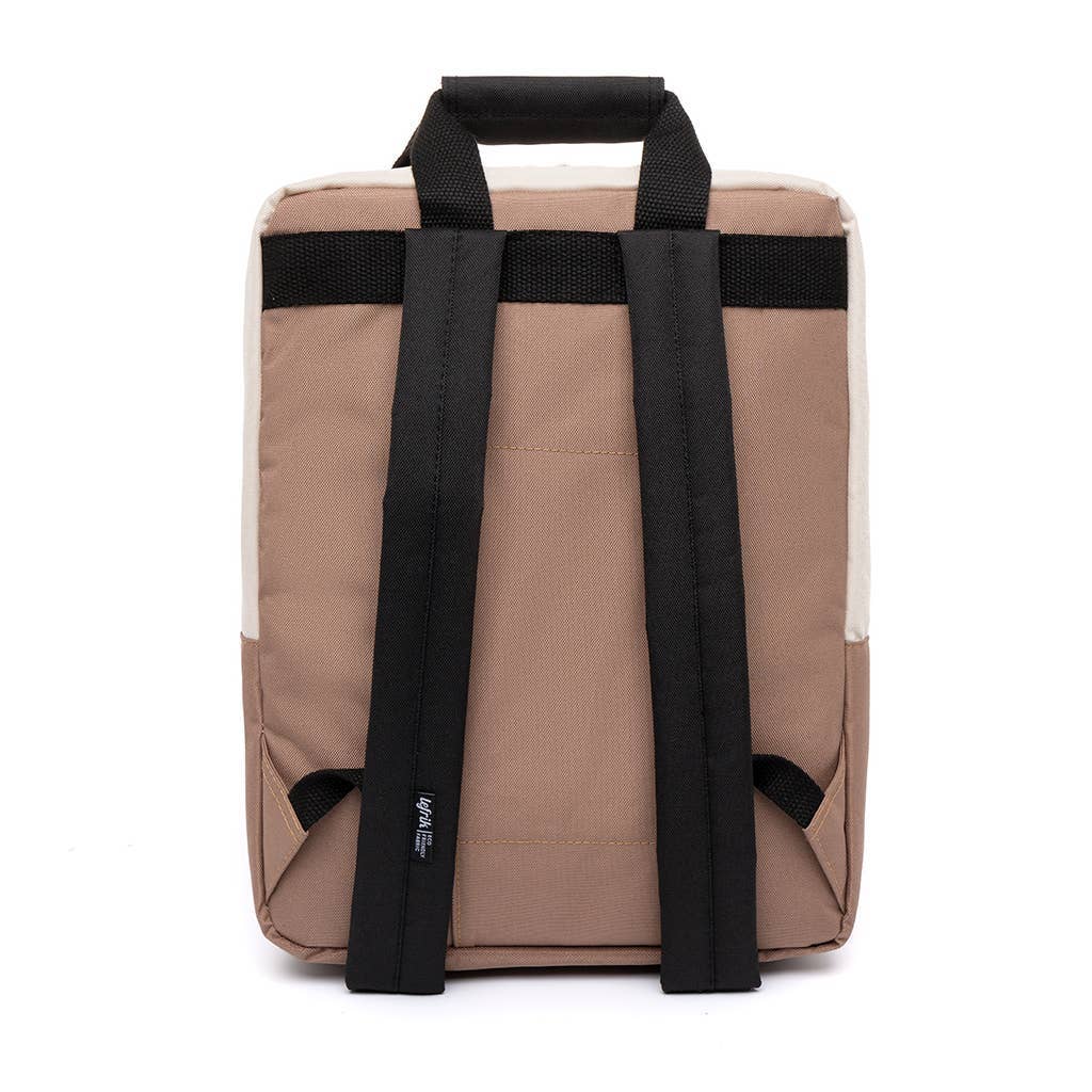 Twin internal storage compartment with multiple pockets. the main compartment comes with a separate padded sleeve for tablets and up to 15 inches laptop. The front compartment comes with a smart organizer for small accessories. The daily backpack is the perfect partner for everyday commuting.