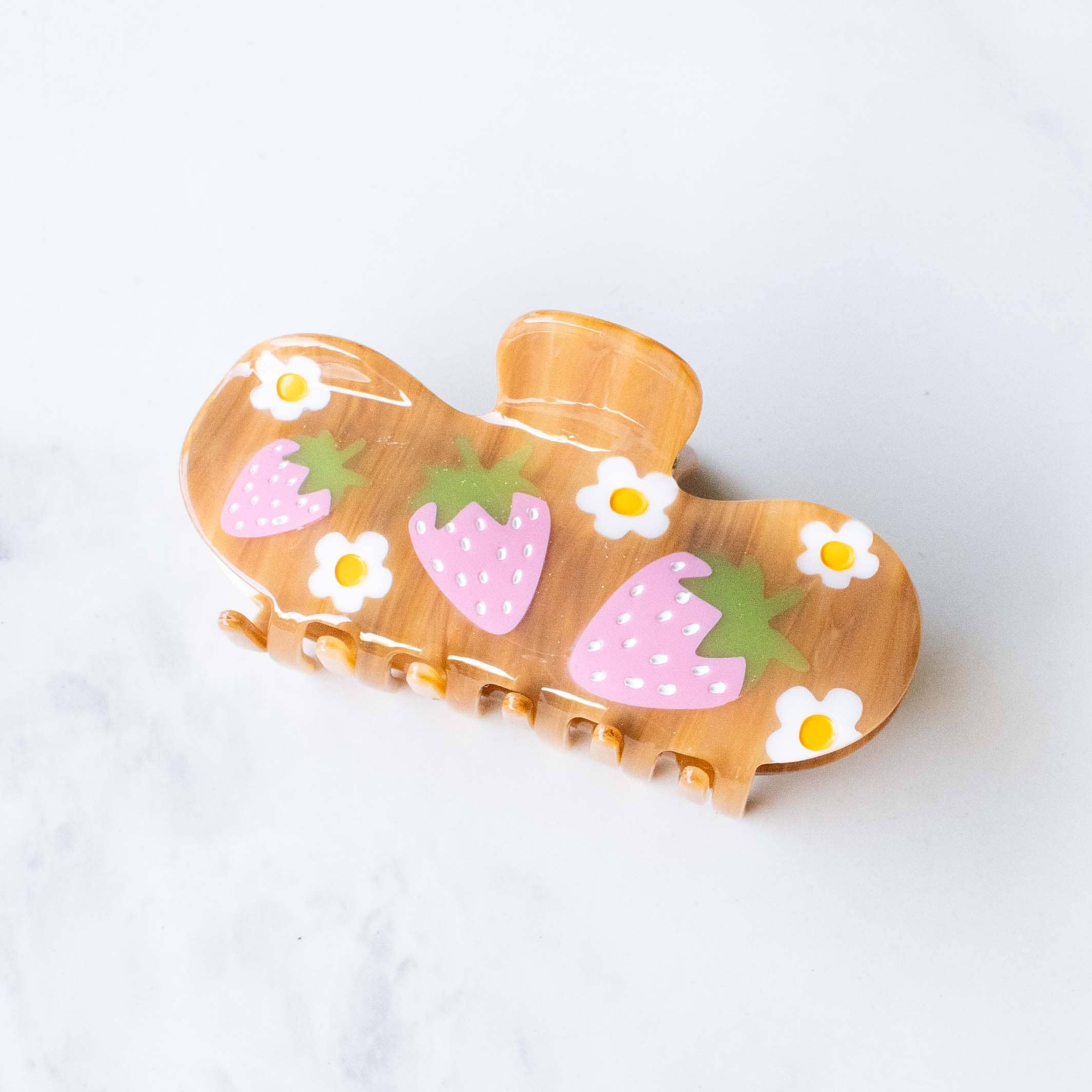 Strawberry Farms Curved Hair Claw Clip - Mocha Cream