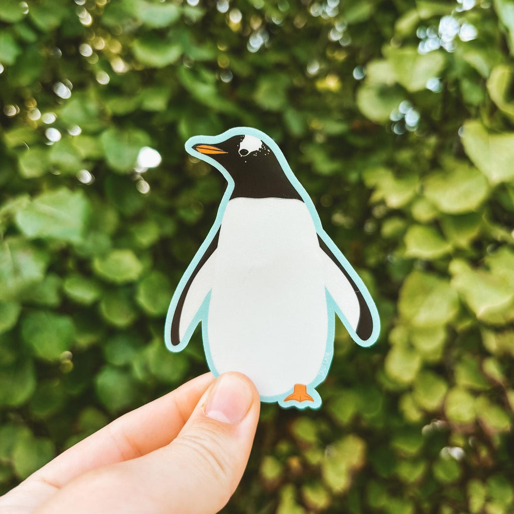 adorable penguin sticker with baby blue outline
Width: 2.3 inches
Height: 3 inches