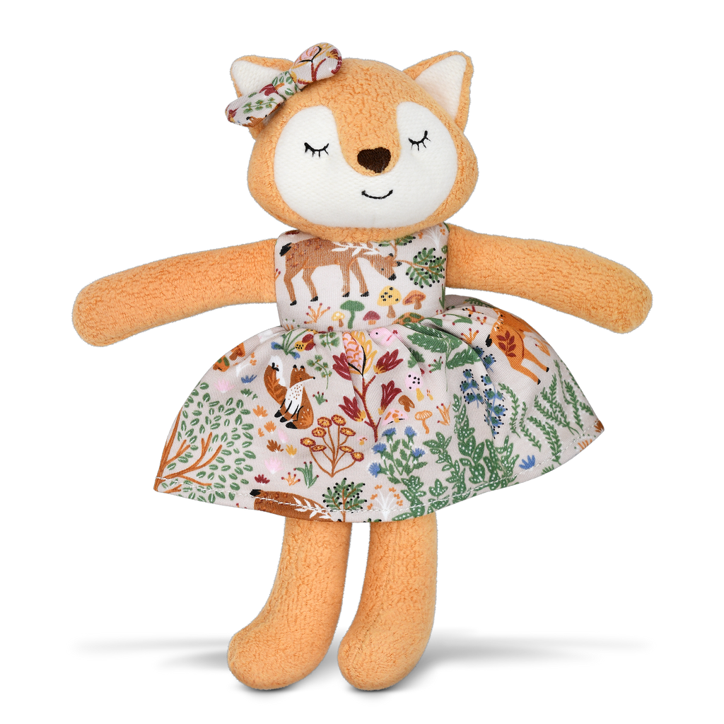 Meet Little Fox, the cutest boho woodland stuffy you'll ever lay your eyes on! With its soft, cuddly fabric and playful design, this stuffy will be your little one's new best friend. Perfect for imaginative play and snuggles, Little Fox is sure to bring joy to everyone!  * 100% GOTS certified organic cotton  * Size: 9 x 2.5 inches