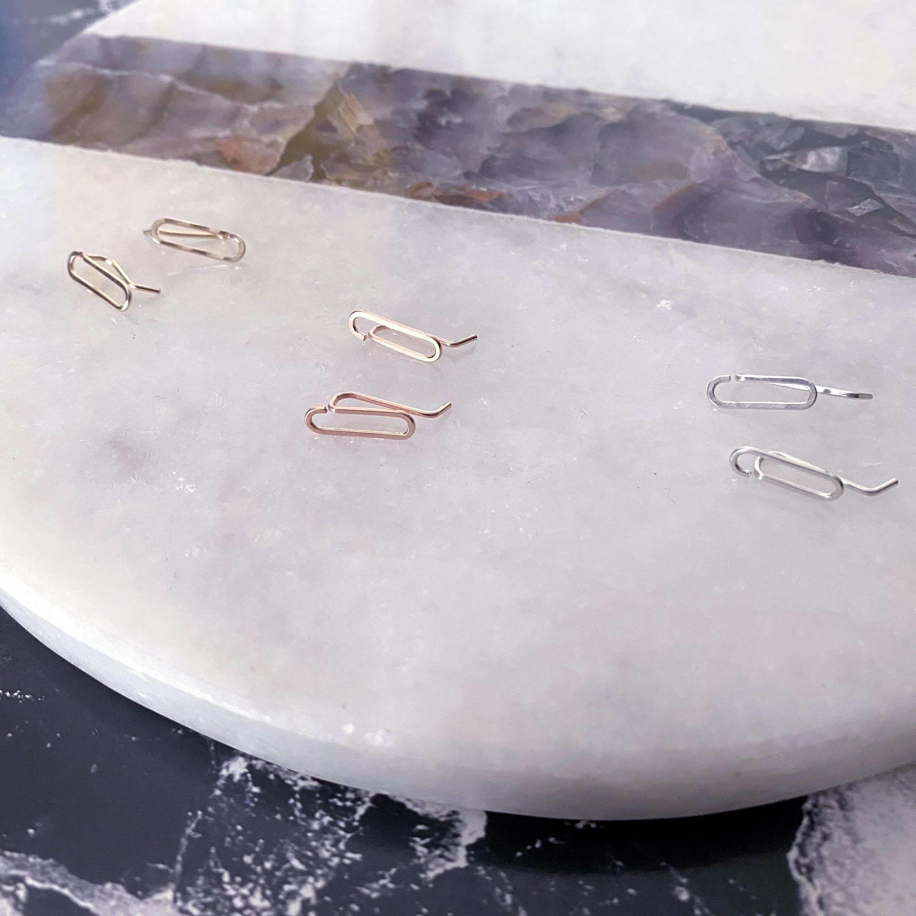 **Oval Bobby Pin